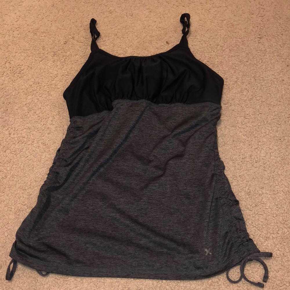 Xersion Athletic Tank Top with built in bra